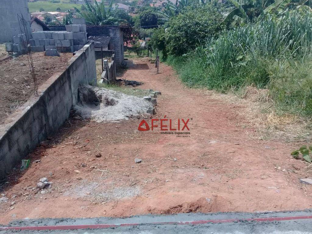 Casa à venda com 1 quarto, 150m² - Foto 3