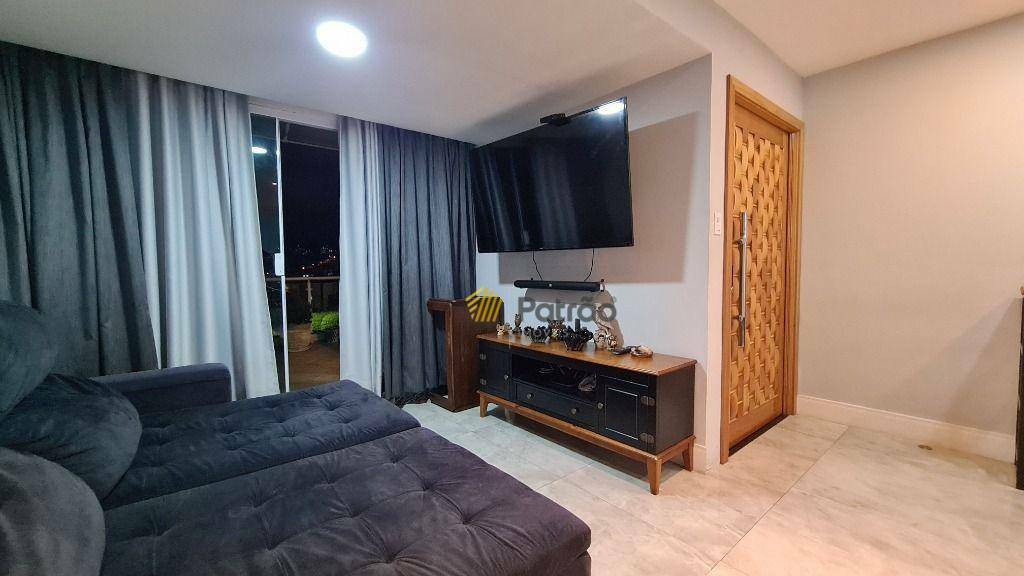 Sobrado à venda com 5 quartos, 306m² - Foto 3