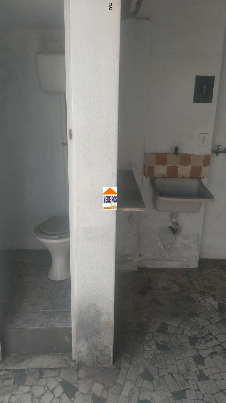 Casa à venda com 2 quartos, 200m² - Foto 28