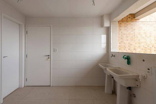 Apartamento à venda com 4 quartos, 217m² - Foto 14