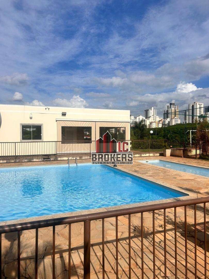 Apartamento para alugar com 2 quartos, 49m² - Foto 6