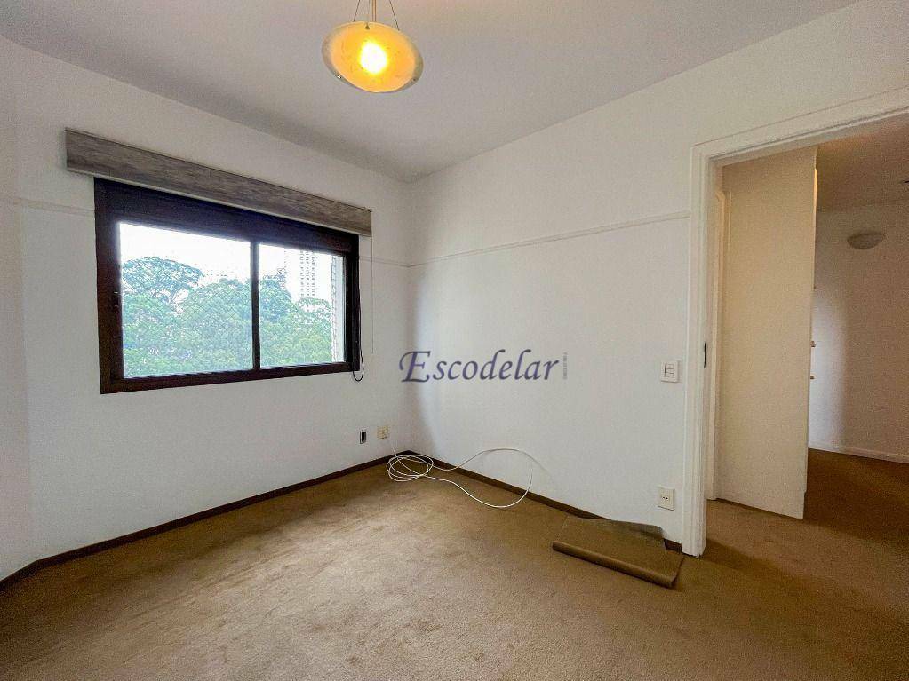 Apartamento à venda com 3 quartos, 213m² - Foto 24