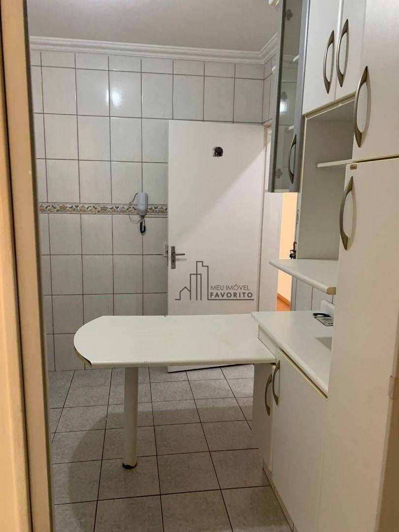 Apartamento à venda com 2 quartos, 56m² - Foto 17