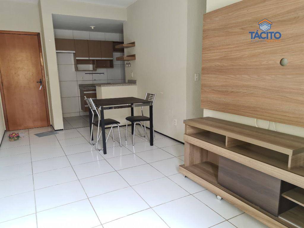 Apartamento à venda com 3 quartos, 65m² - Foto 2