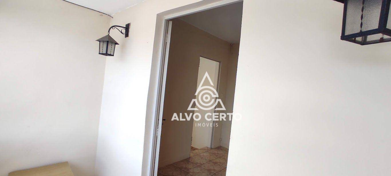 Casa para alugar com 2 quartos, 100m² - Foto 5