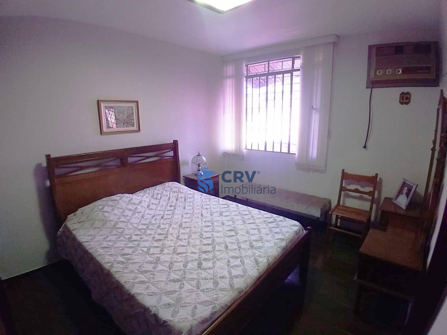 Casa à venda com 4 quartos, 362m² - Foto 18