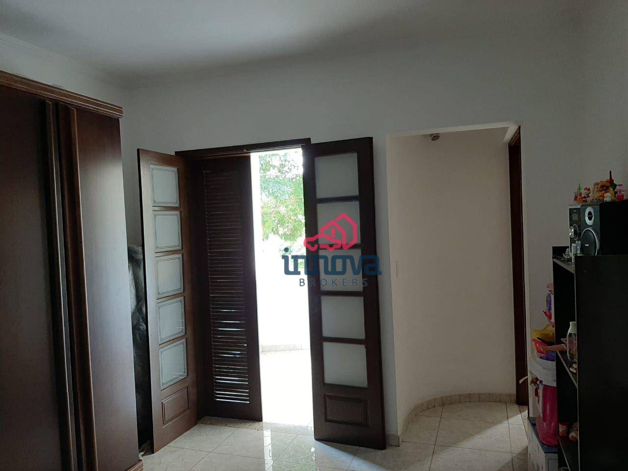 Casa à venda com 3 quartos, 192m² - Foto 16