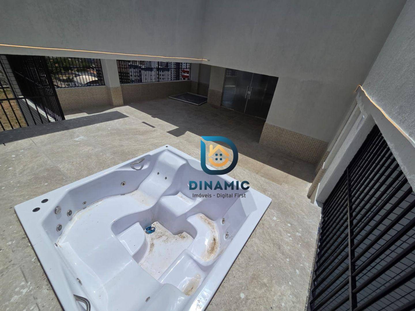 Cobertura, 4 quartos, 251 m² - Foto 1