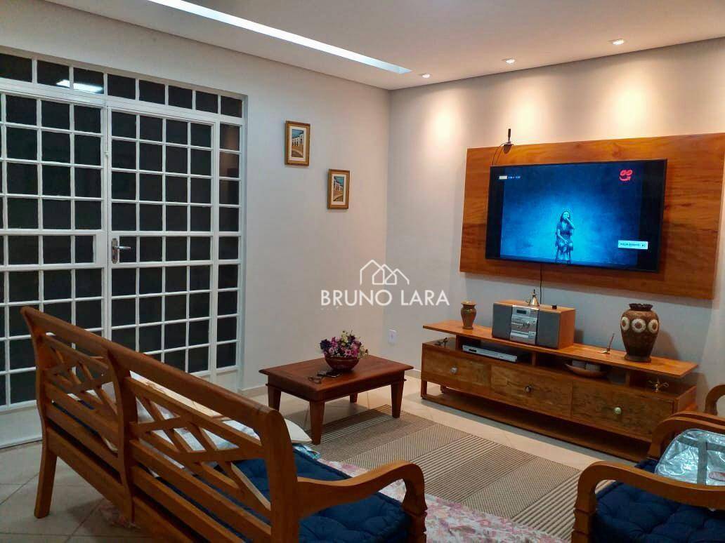 Casa à venda com 3 quartos, 262m² - Foto 4