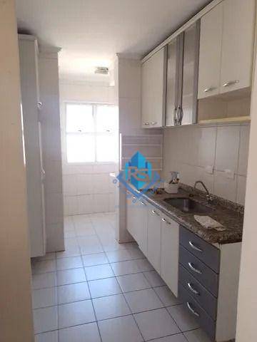 Apartamento à venda com 3 quartos, 77m² - Foto 4