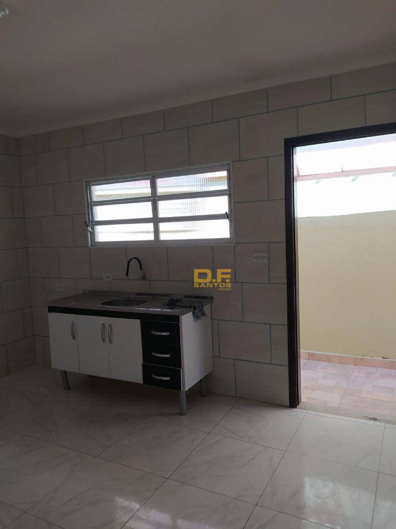 Casa à venda com 2 quartos, 101m² - Foto 14