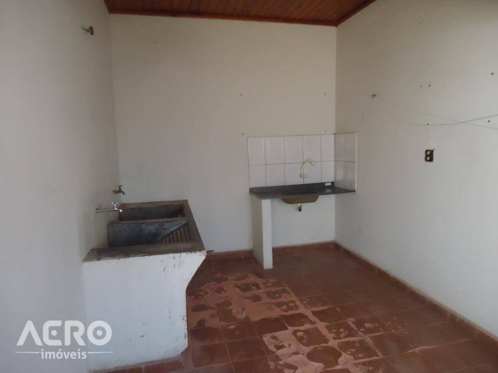 Casa à venda com 7 quartos, 350m² - Foto 38