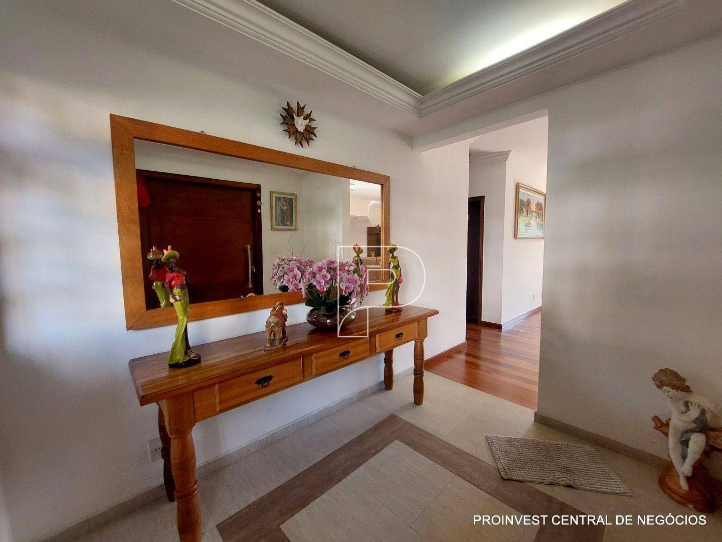 Casa de Condomínio à venda com 4 quartos, 530m² - Foto 2