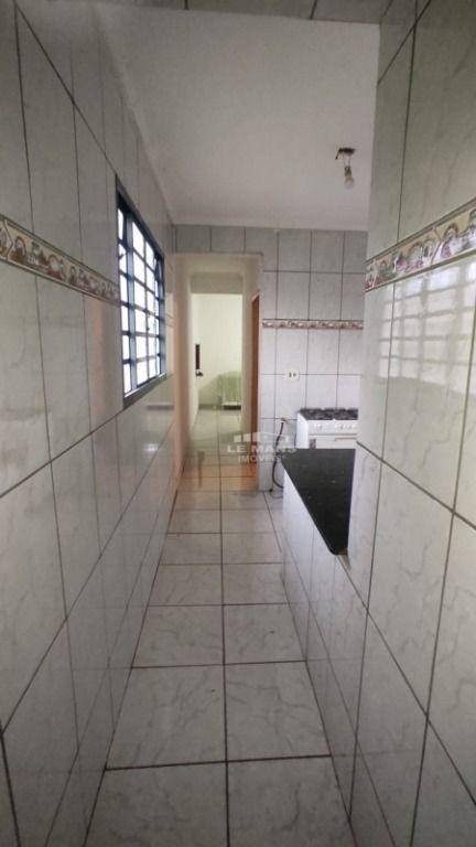 Casa à venda com 2 quartos, 104m² - Foto 8