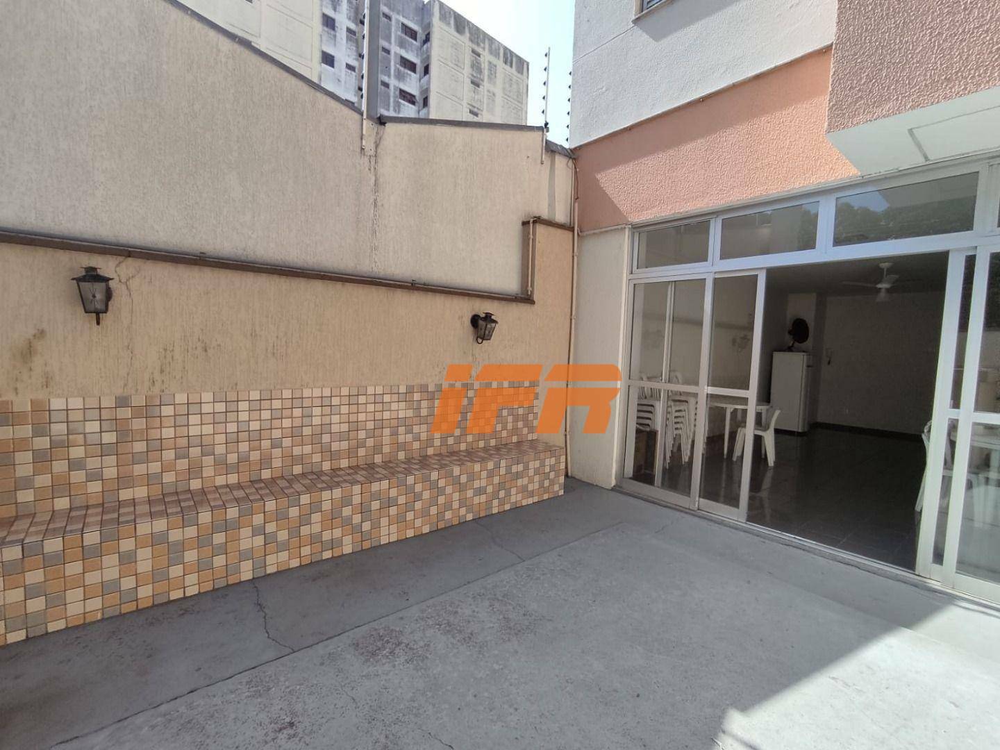 Apartamento à venda e aluguel com 2 quartos, 75m² - Foto 38