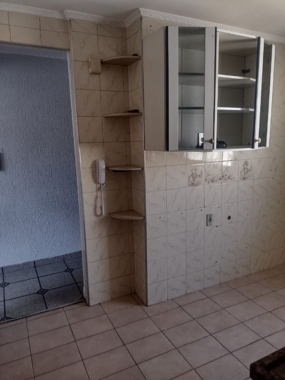 Apartamento à venda com 2 quartos, 65m² - Foto 14