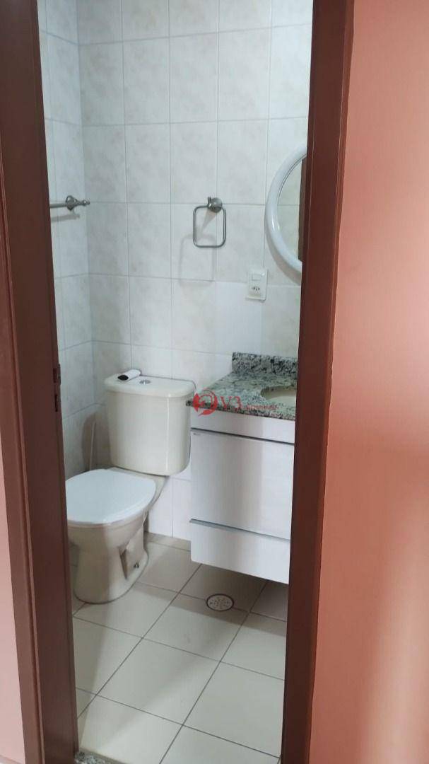 Apartamento à venda com 3 quartos, 70m² - Foto 14