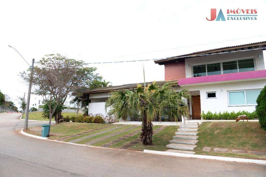 Casa de Condomínio à venda com 4 quartos, 428m² - Foto 1