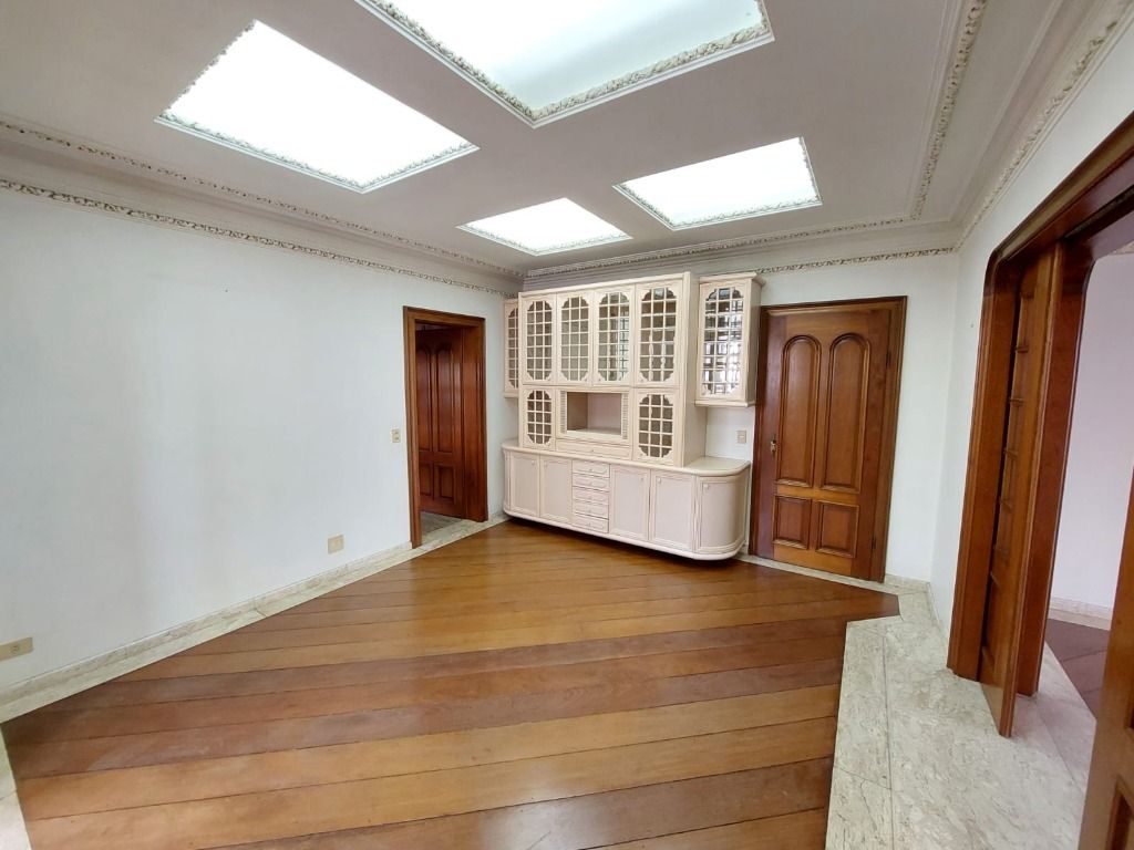 Apartamento para alugar com 4 quartos, 465m² - Foto 17