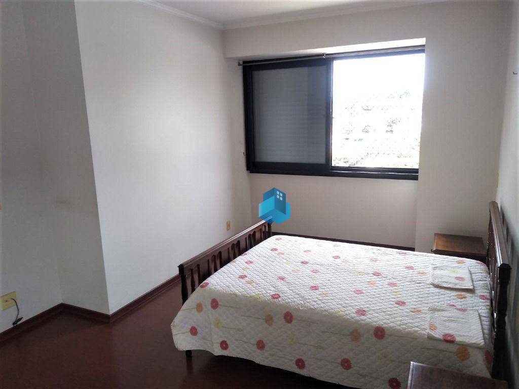 Apartamento à venda com 4 quartos, 245m² - Foto 27