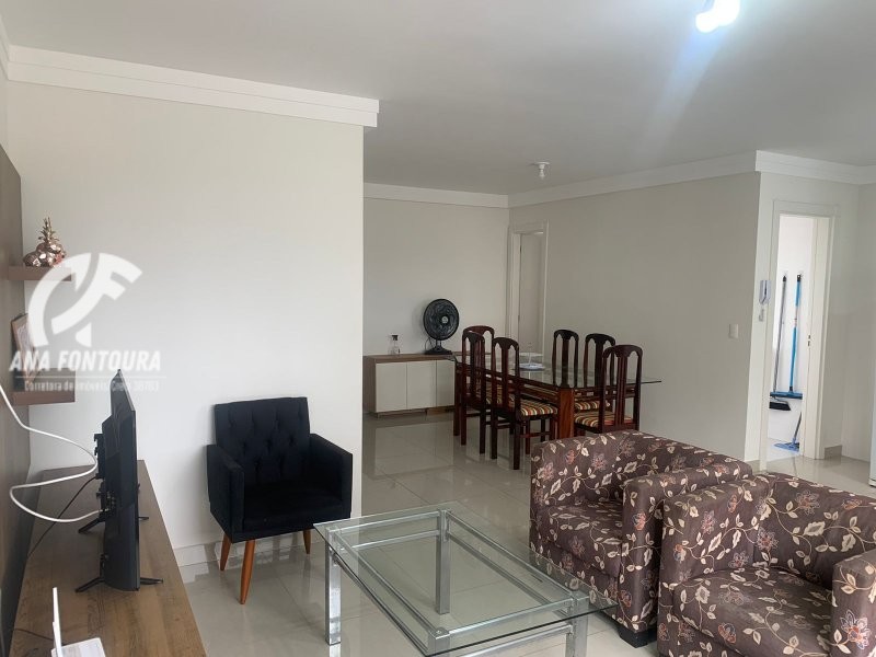 Apartamento à venda com 3 quartos, 100m² - Foto 7