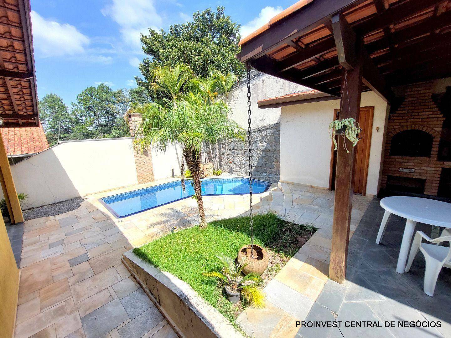 Casa de Condomínio à venda com 3 quartos, 361m² - Foto 2