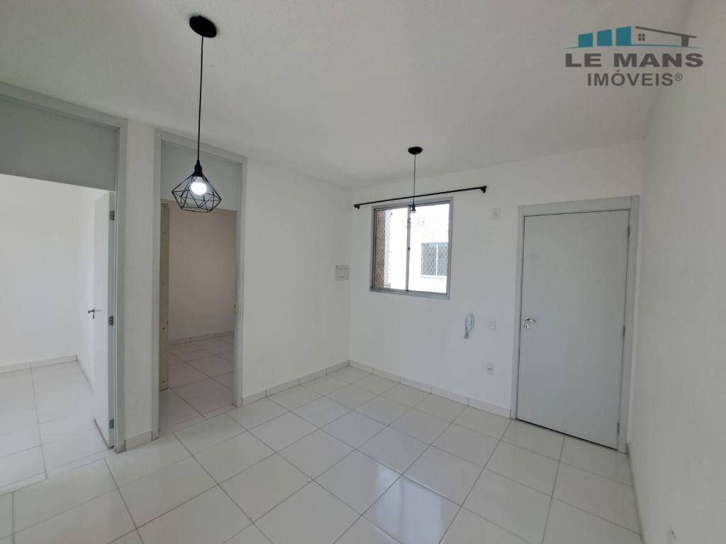 Apartamento para alugar com 2 quartos, 48m² - Foto 3