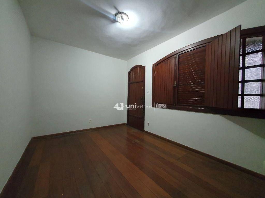 Casa de Condomínio para alugar com 4 quartos, 170m² - Foto 7