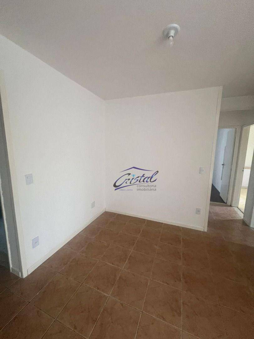 Apartamento para alugar com 3 quartos, 73m² - Foto 2