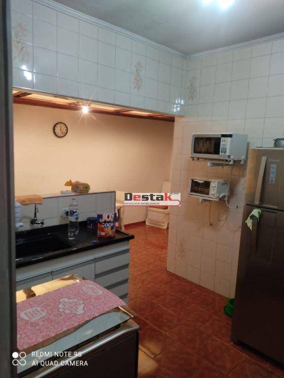 Sobrado à venda com 3 quartos, 165m² - Foto 3