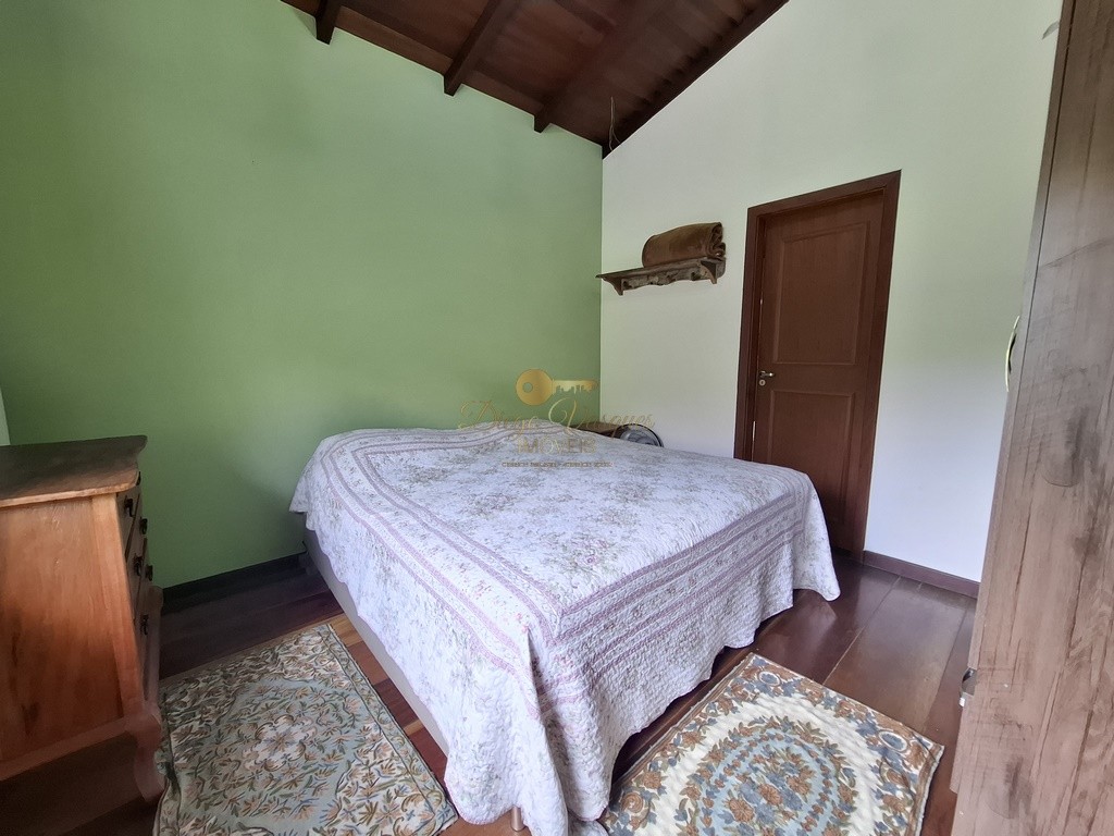 Casa à venda com 7 quartos, 3700m² - Foto 25
