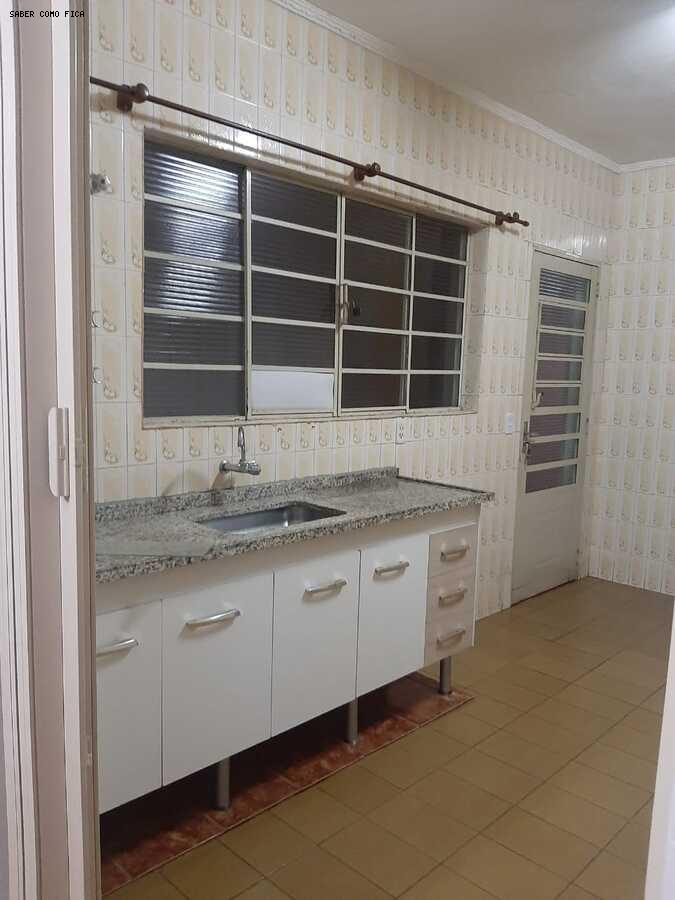 Casa à venda com 3 quartos, 382m² - Foto 12