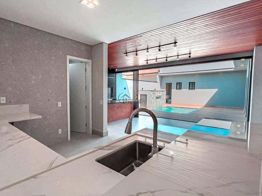 Casa à venda com 3 quartos, 214m² - Foto 23