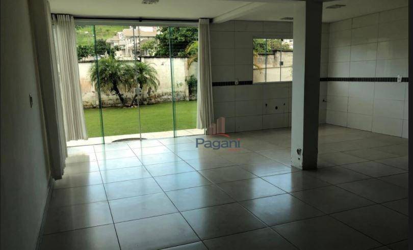 Casa de Condomínio à venda com 4 quartos, 300m² - Foto 7