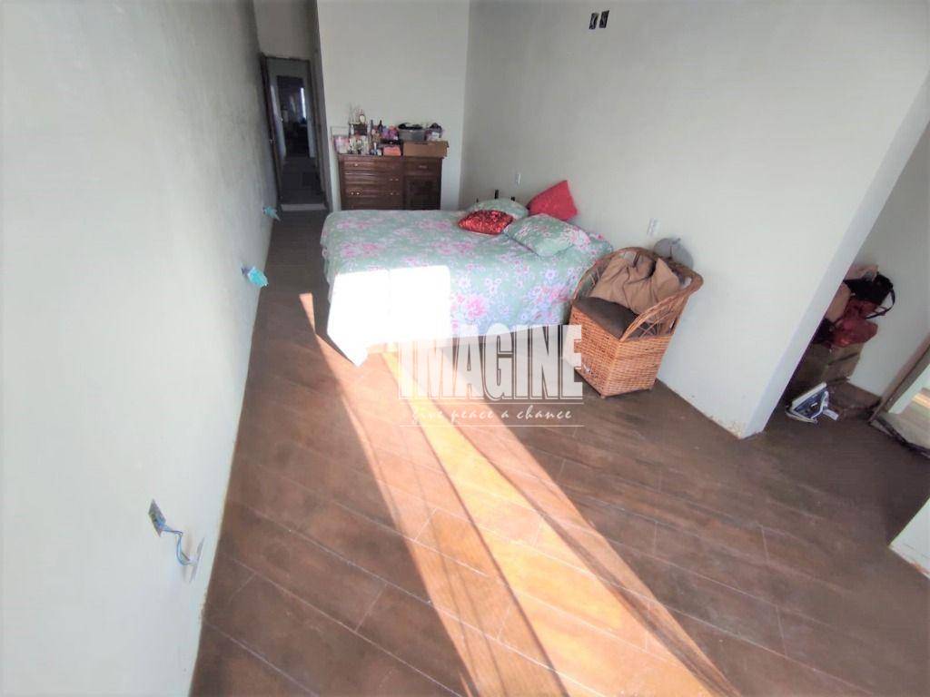 Sobrado à venda com 3 quartos, 246m² - Foto 8