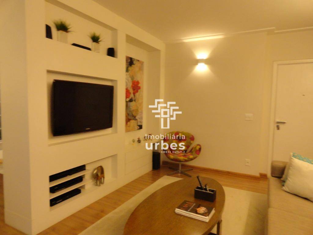 Apartamento à venda com 3 quartos, 130m² - Foto 4