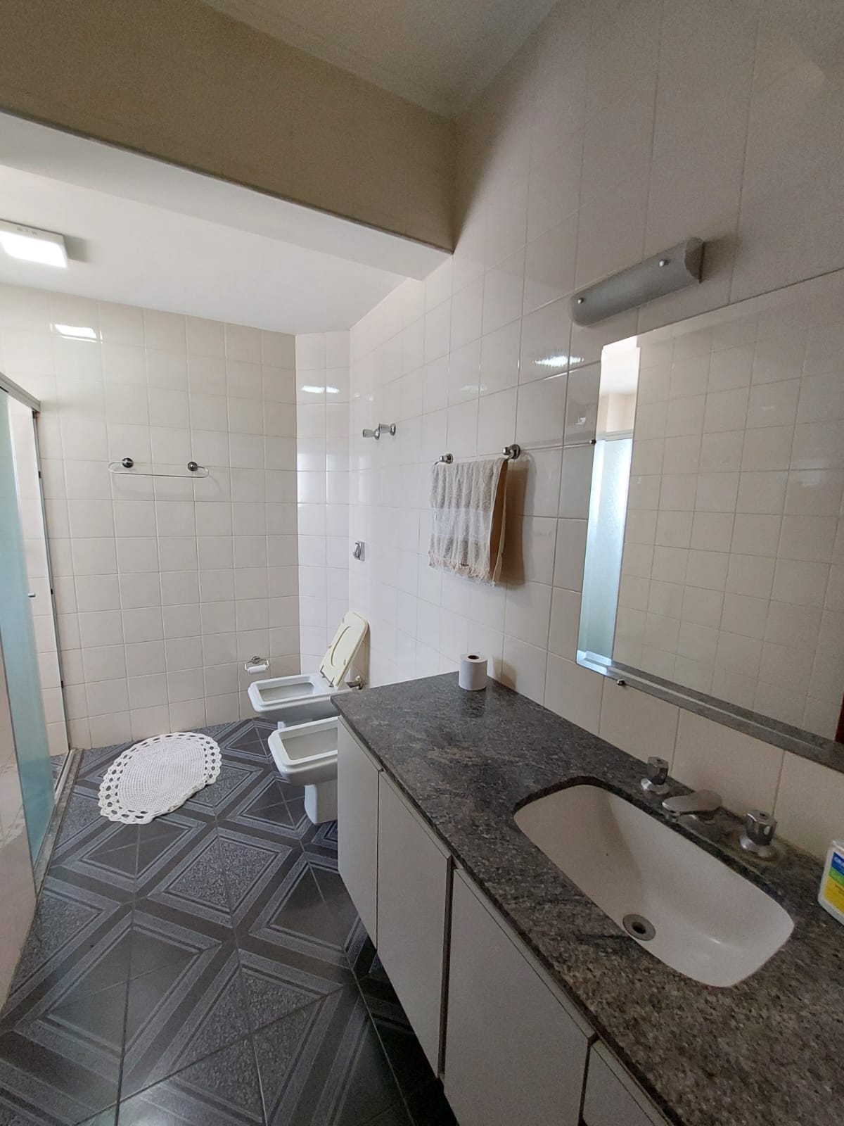 Apartamento à venda com 3 quartos - Foto 1