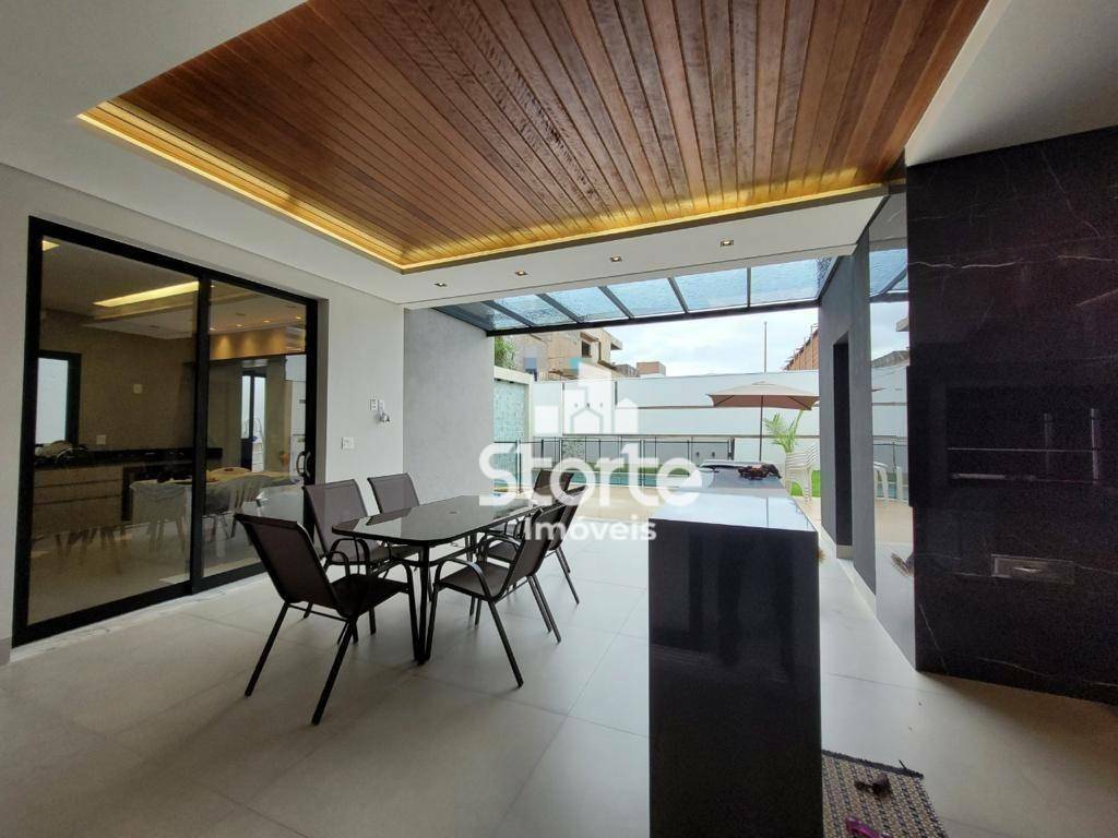 Casa de Condomínio à venda com 3 quartos, 242m² - Foto 8