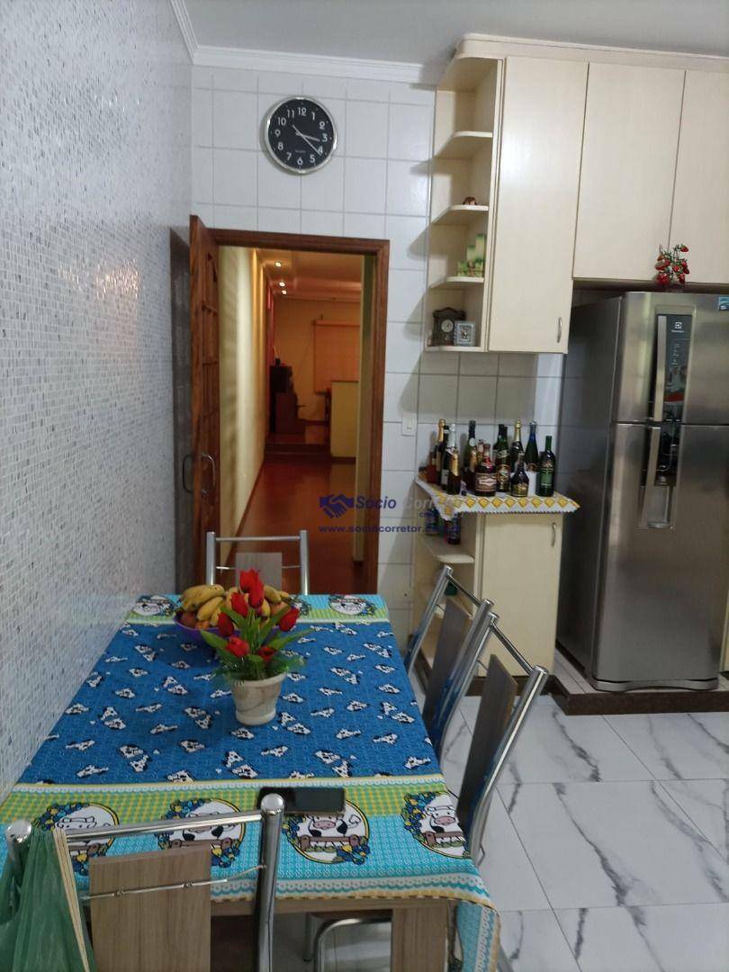 Sobrado à venda com 4 quartos, 206m² - Foto 15