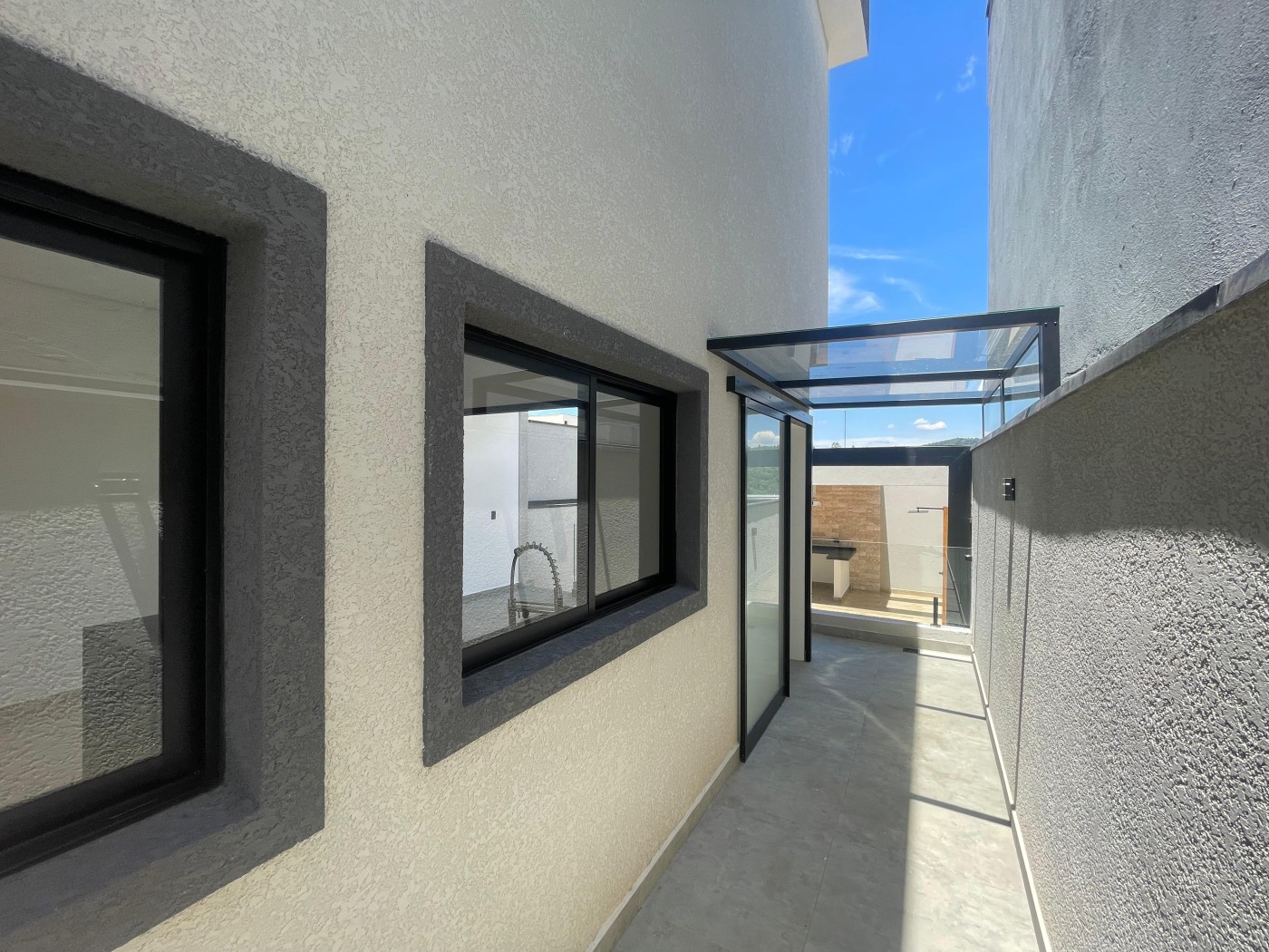Casa à venda com 3 quartos, 135m² - Foto 17