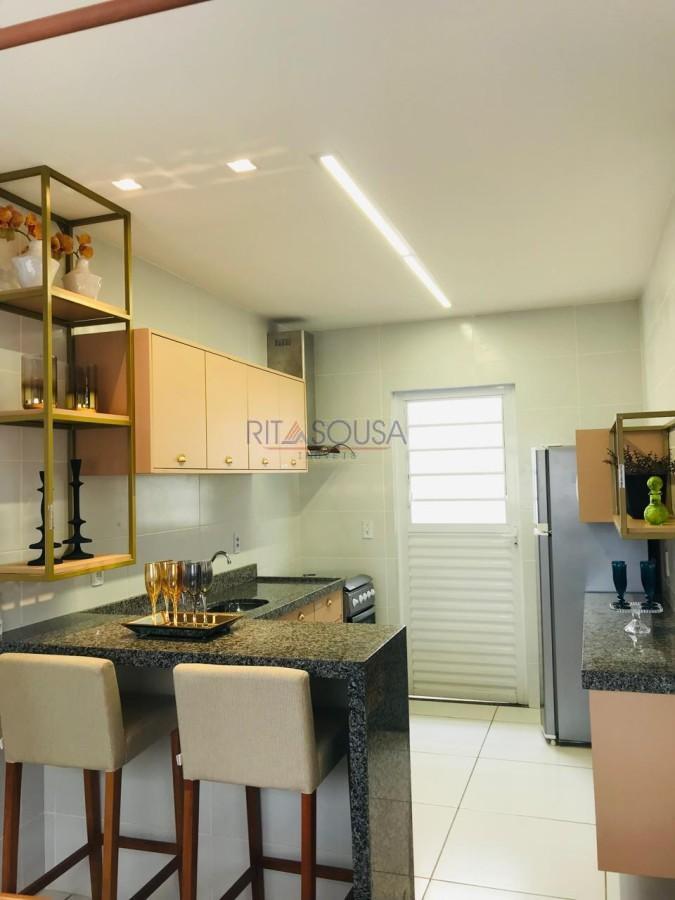 Casa à venda com 3 quartos, 77m² - Foto 27