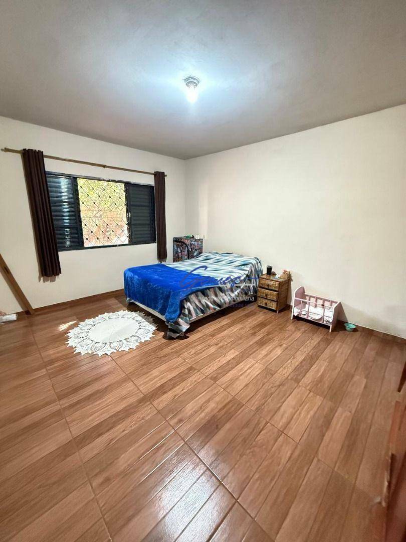Casa à venda com 2 quartos, 110m² - Foto 5