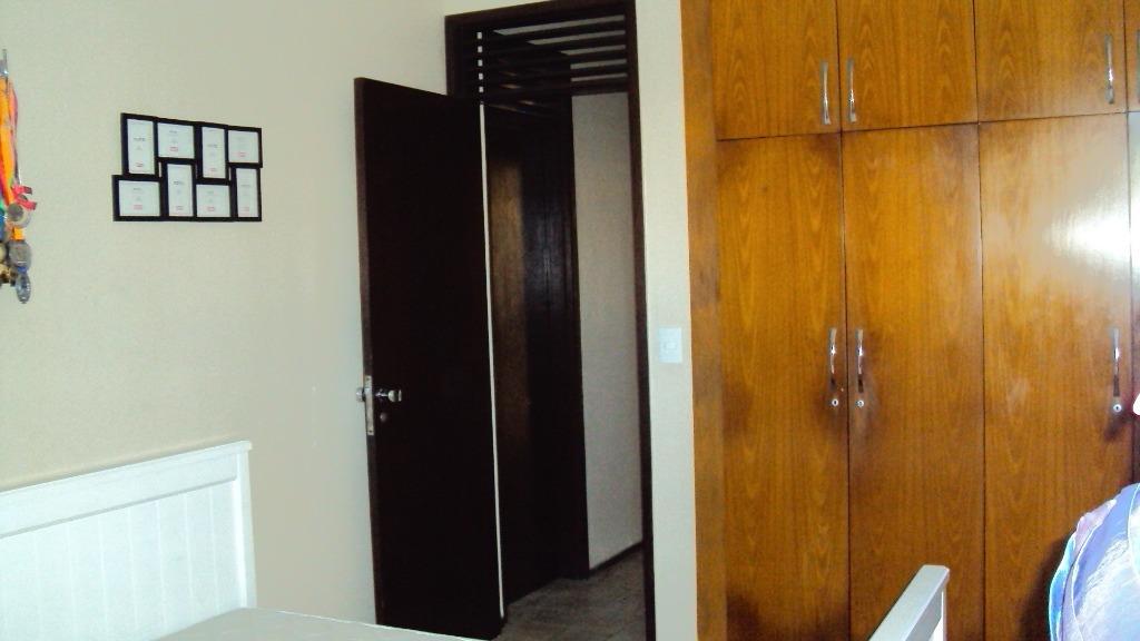 Apartamento à venda com 3 quartos, 165m² - Foto 10