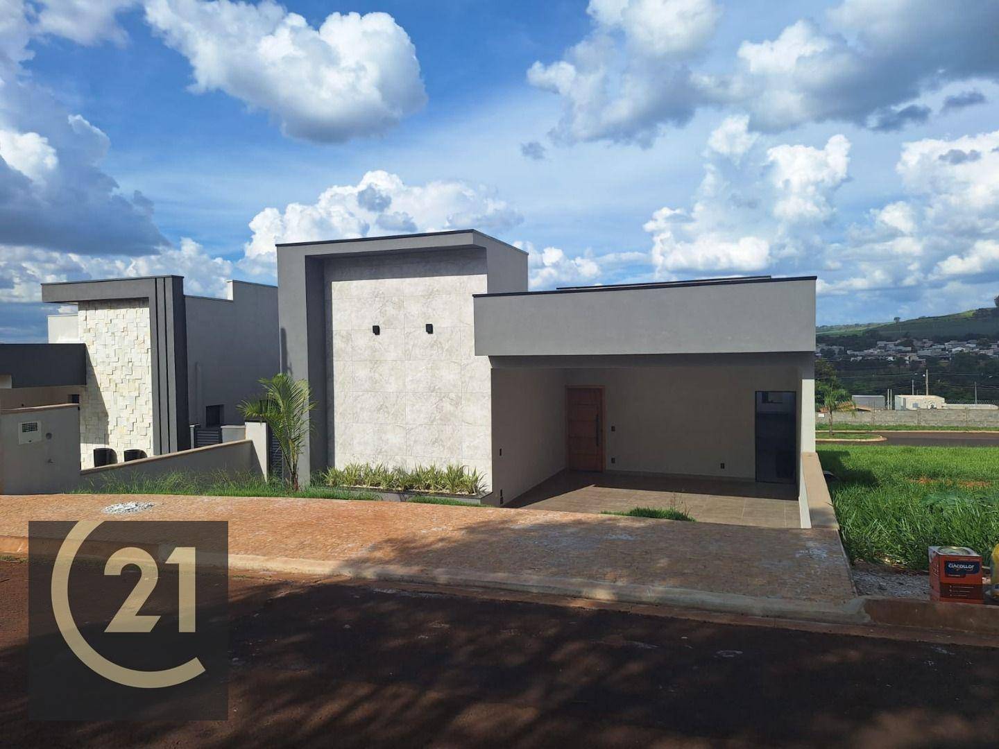 Casa de Condomínio à venda com 3 quartos, 144m² - Foto 1