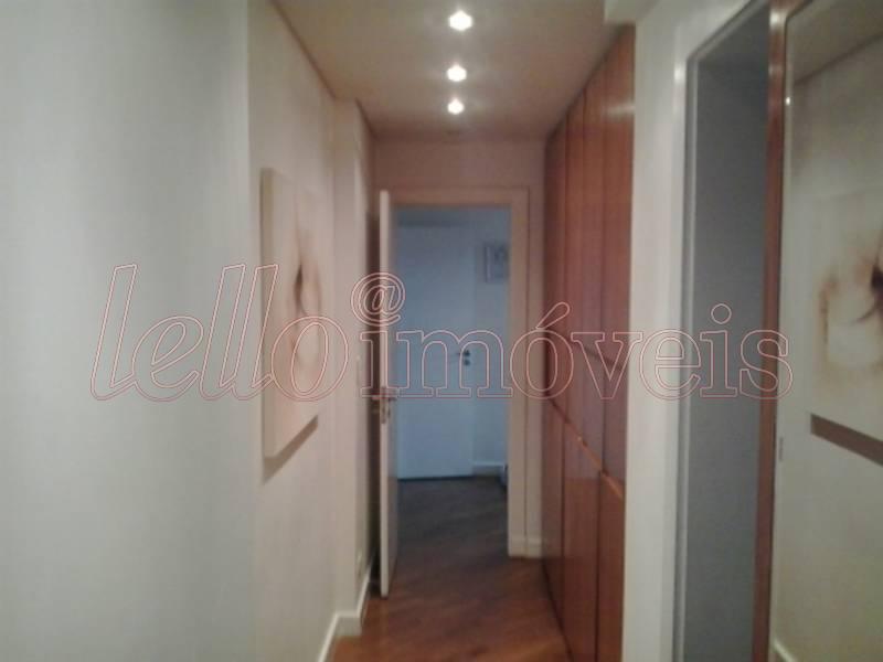 Apartamento à venda com 4 quartos, 210m² - Foto 14