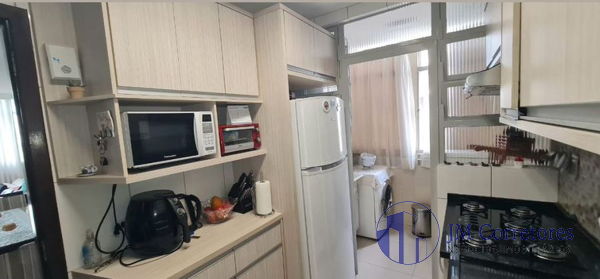 Apartamento à venda com 2 quartos, 65m² - Foto 4