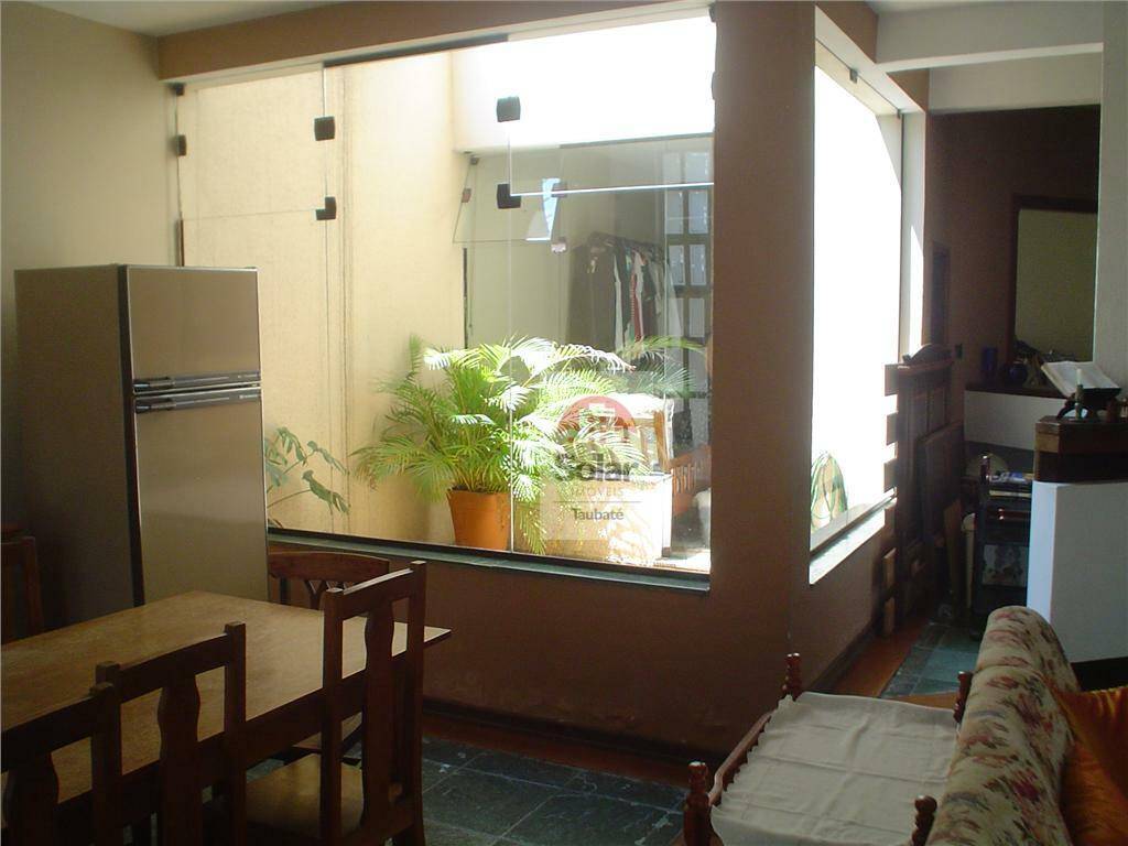 Casa à venda com 3 quartos, 300m² - Foto 16