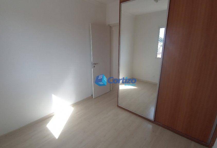 Apartamento à venda com 3 quartos, 74m² - Foto 9