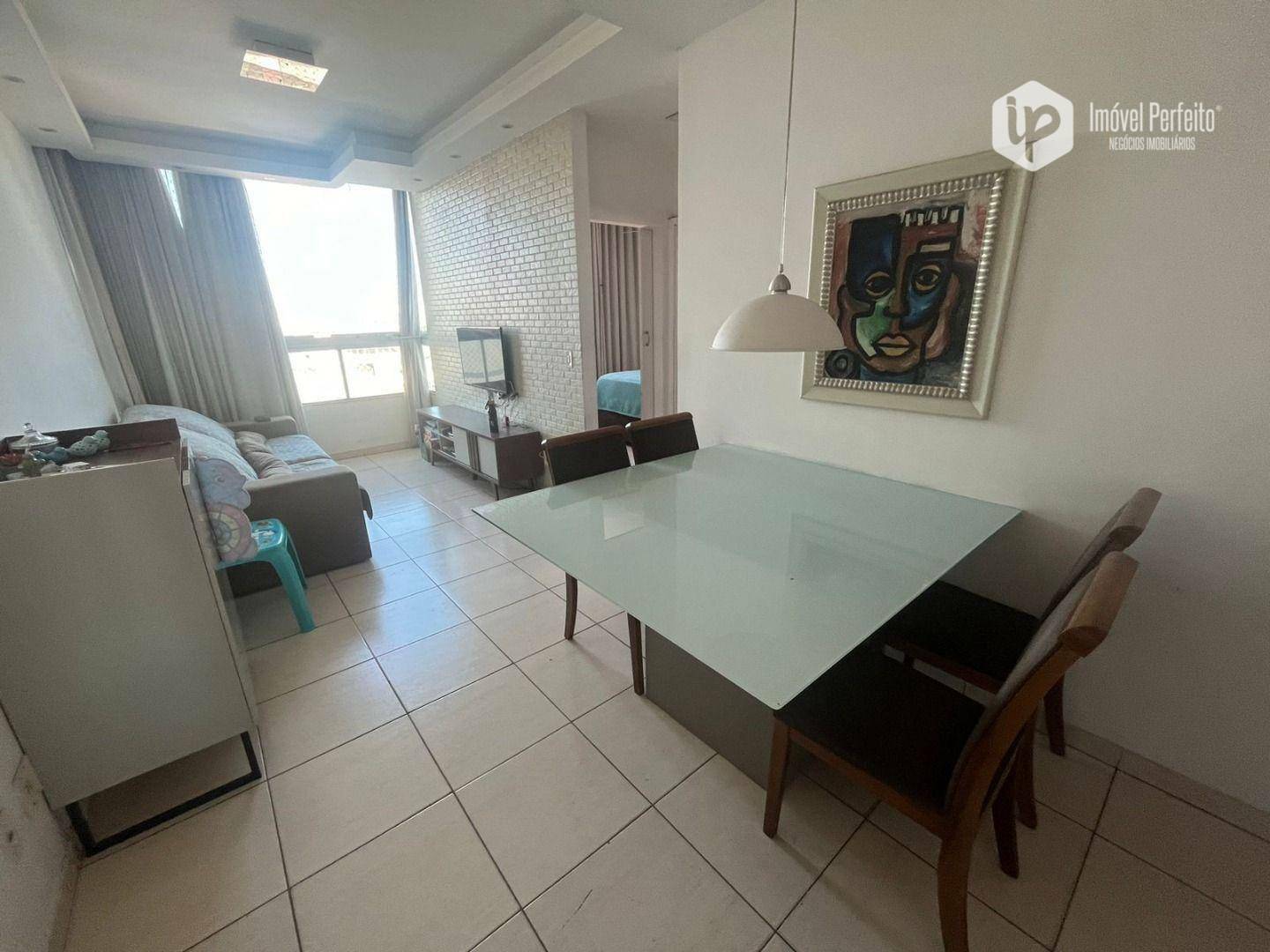 Apartamento à venda com 2 quartos, 52m² - Foto 2