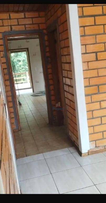 Casa à venda com 3 quartos, 70m² - Foto 3